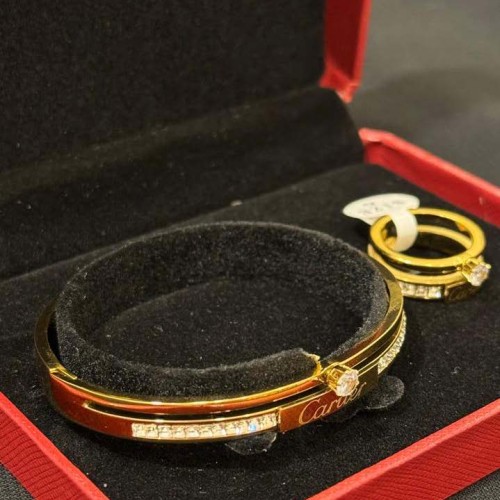 سوار مع خاتم ماركة كارتير بدون ملحقات 