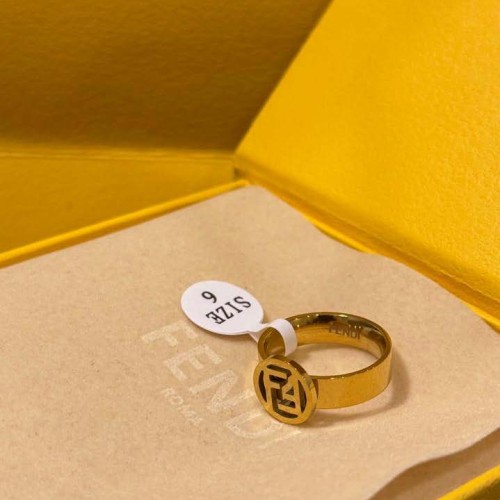 خاتم ماركة فندي بدون ملحقات 